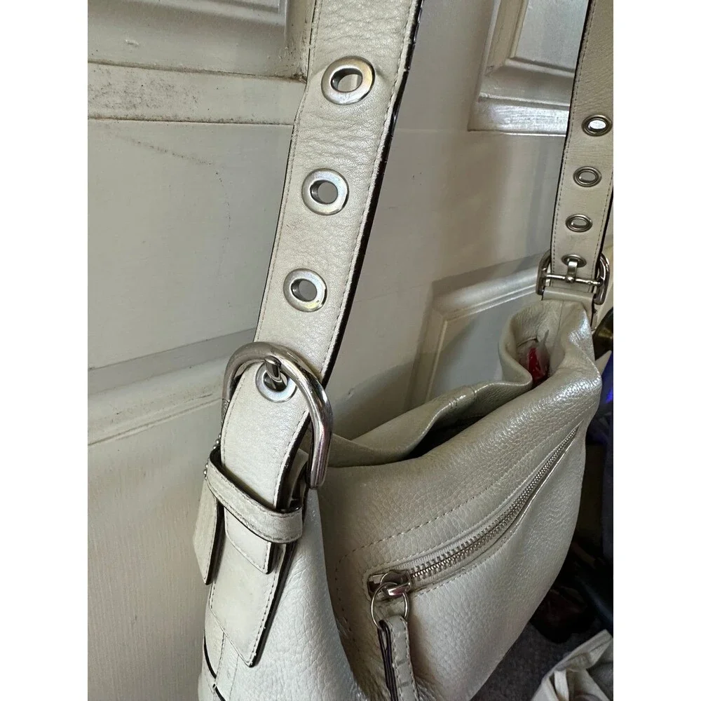 Vintage Coach F10942 Soho Collection Pebbled Leather Baguette Shoulder Bag